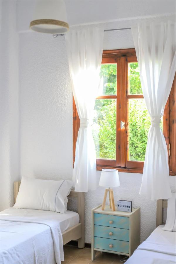 Beachfront Deluxe Apt. Pefkochori Eksteriør billede