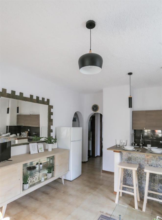 Beachfront Deluxe Apt. Pefkochori Eksteriør billede